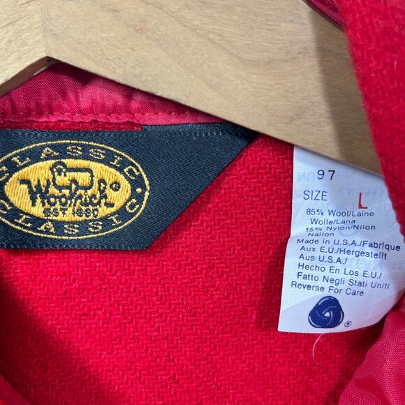 Vintage Woolrich Made in USA Heavy Wool Button Shirt Solid Red Mens L 17 x 35 - Picture 3 of 11